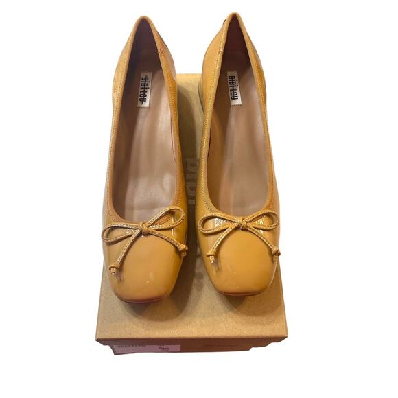 Bibi Lou Suzy Heeled Patent Ballet Pumps in Camel Size 40 / 9.5 US New in Box - Picture 4 of 10